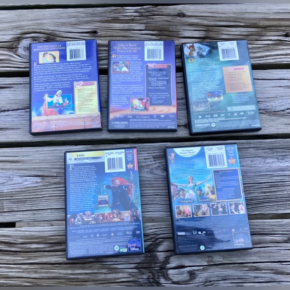 Lot 5 Disney Movies Aladdin Sequels Brave Bambi 2 Enchanted DVD Movies In Cases - Picture 7 of 8